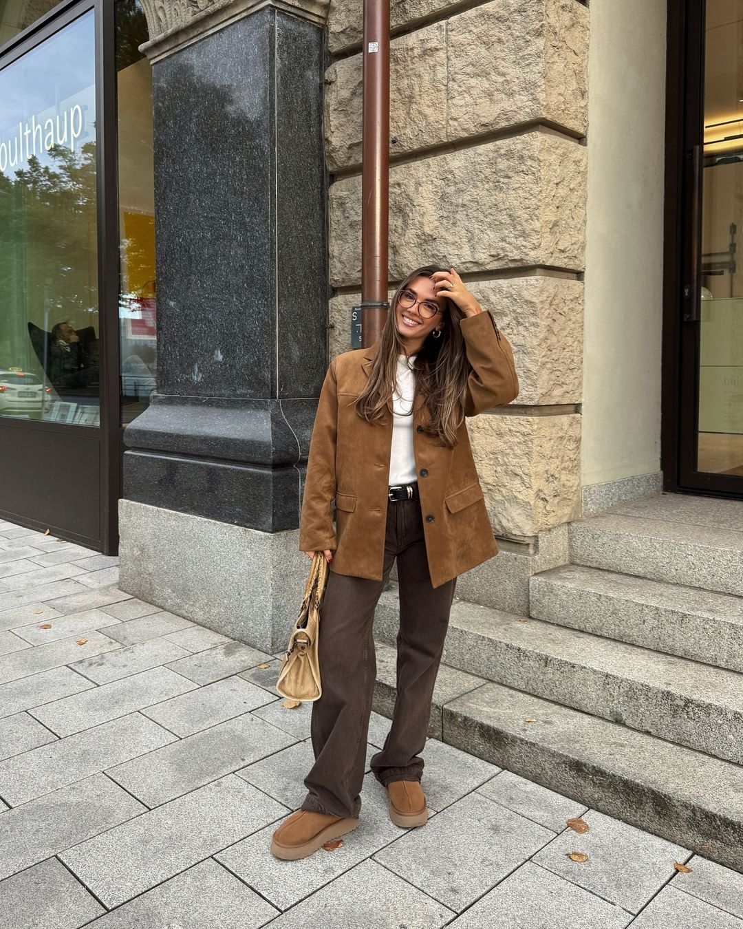 Women's Suede Blazer with Lapels and Long Sleeves