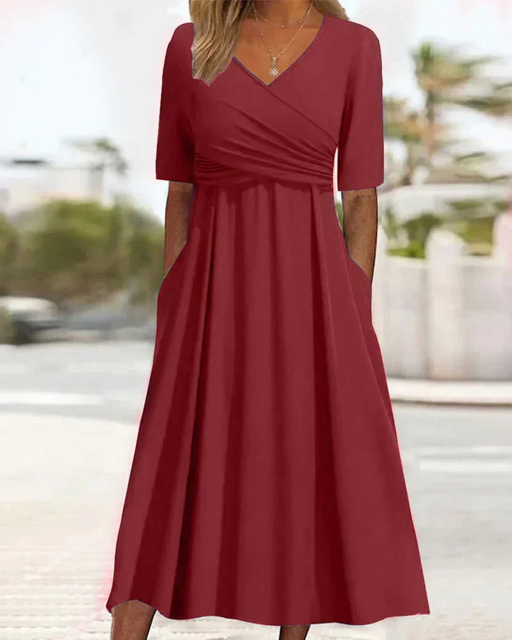 Alloura™ - Robe croisée à manches courtes