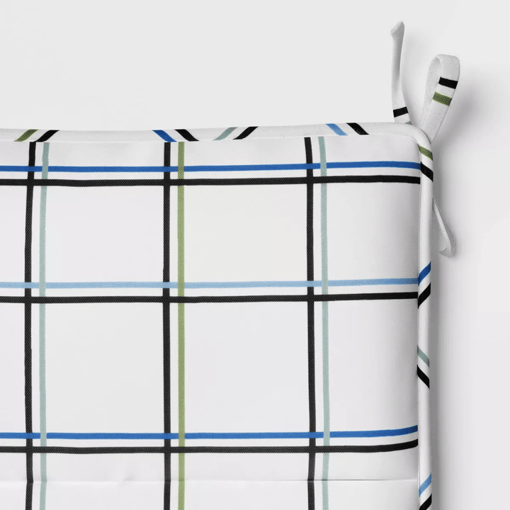 Coussin Pour Chaise d'Extérieur | Alliant Confort et Style Pour une Assise au Quotidien.
