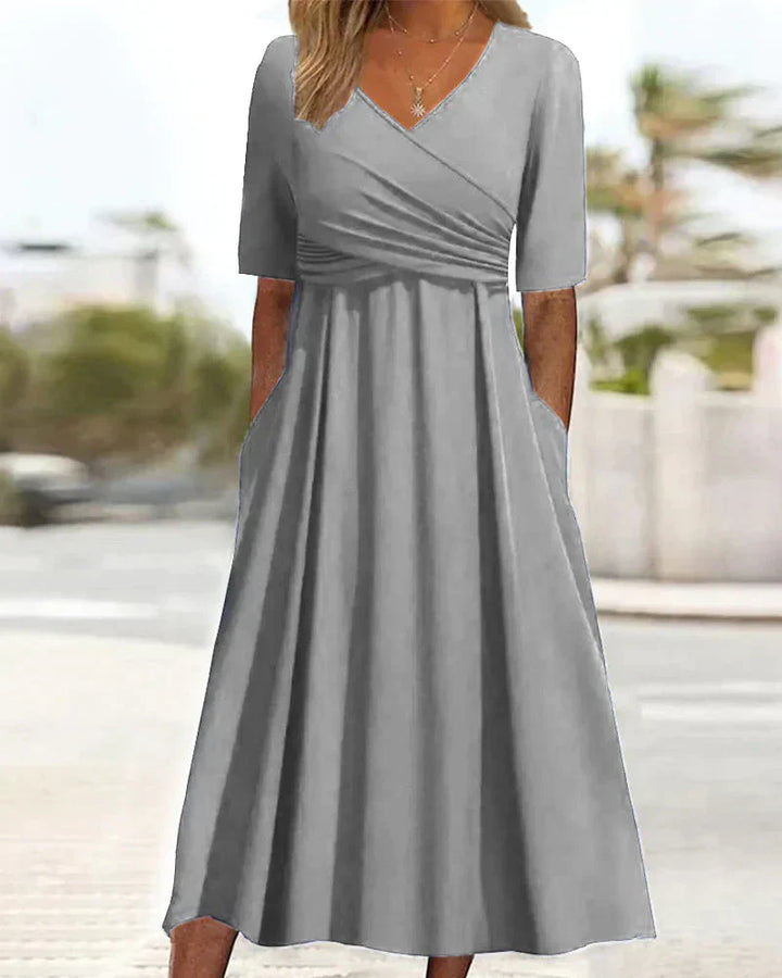 Alloura™ - Robe croisée à manches courtes