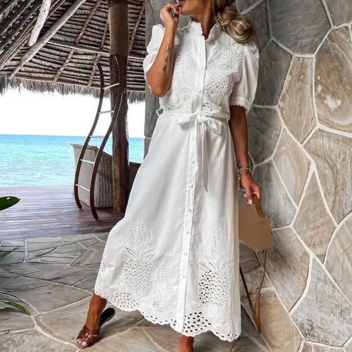 Lela | Robe midi brodée avec bride à nœud