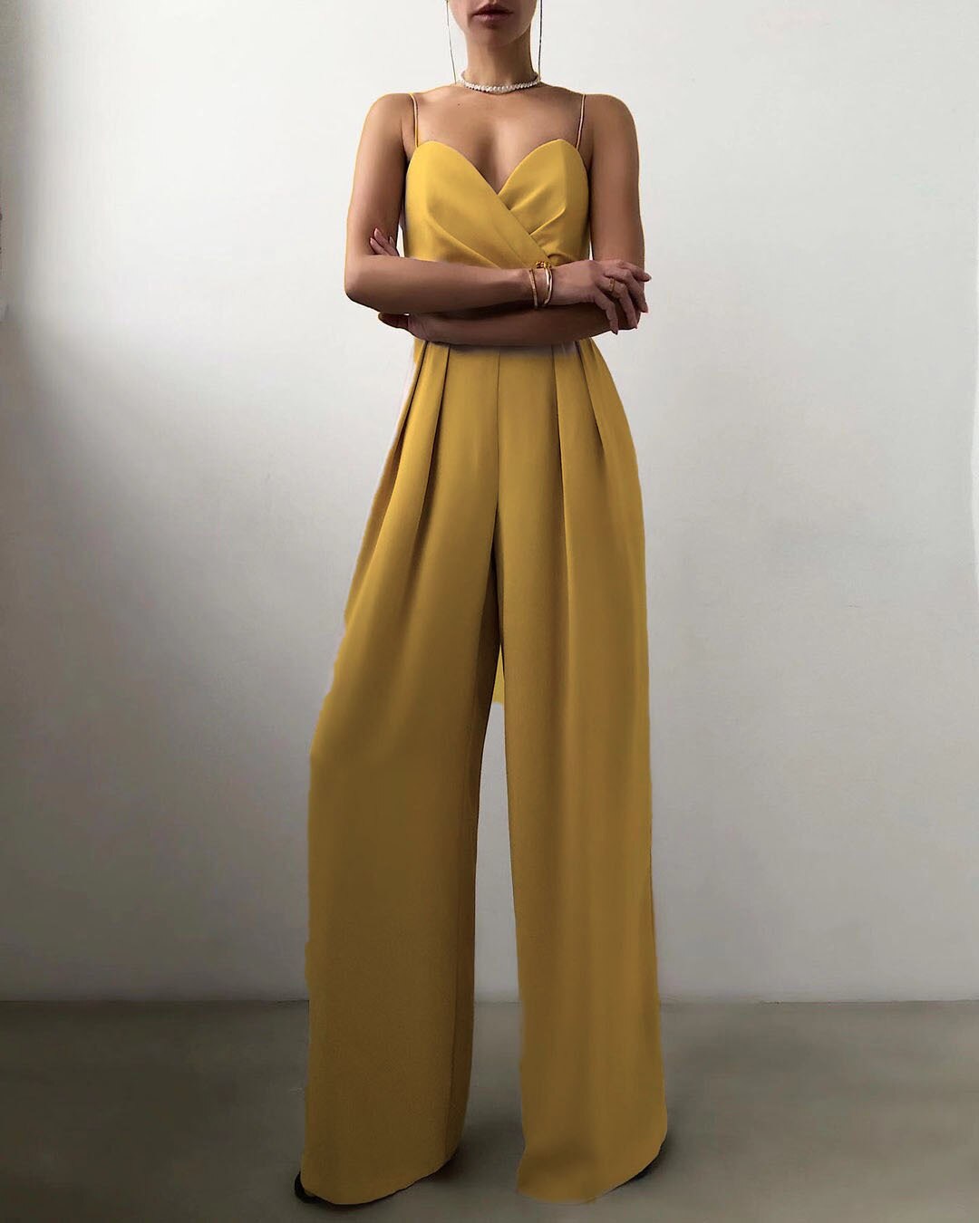 Barboteuse Élégante à Bretelles pour Femme | Pantalon Large