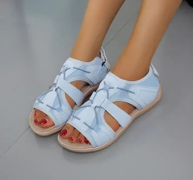 Daphne - Stylish, adjustable summer sandals with arch support 
