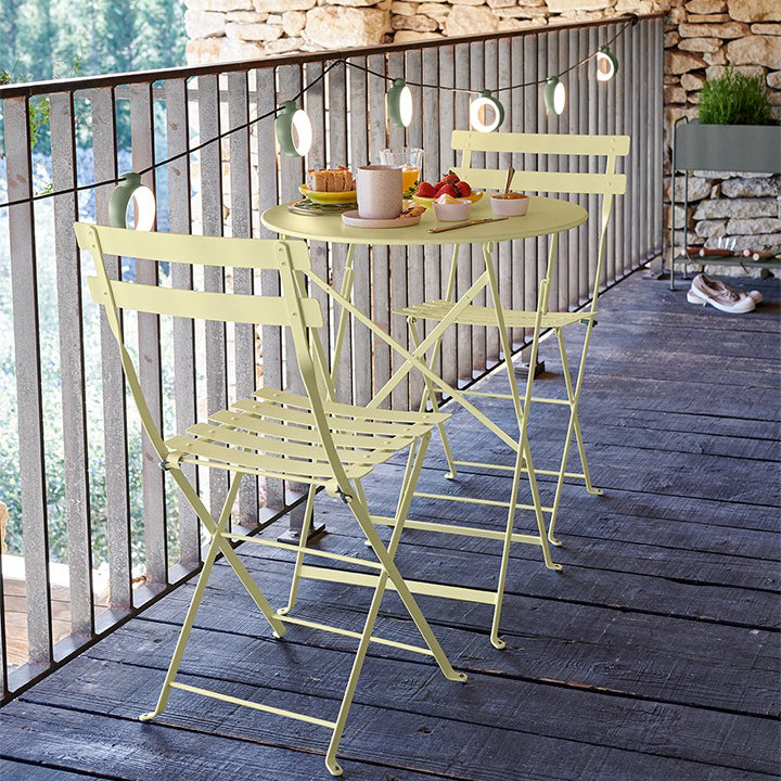 Bistro chair and round folding table set