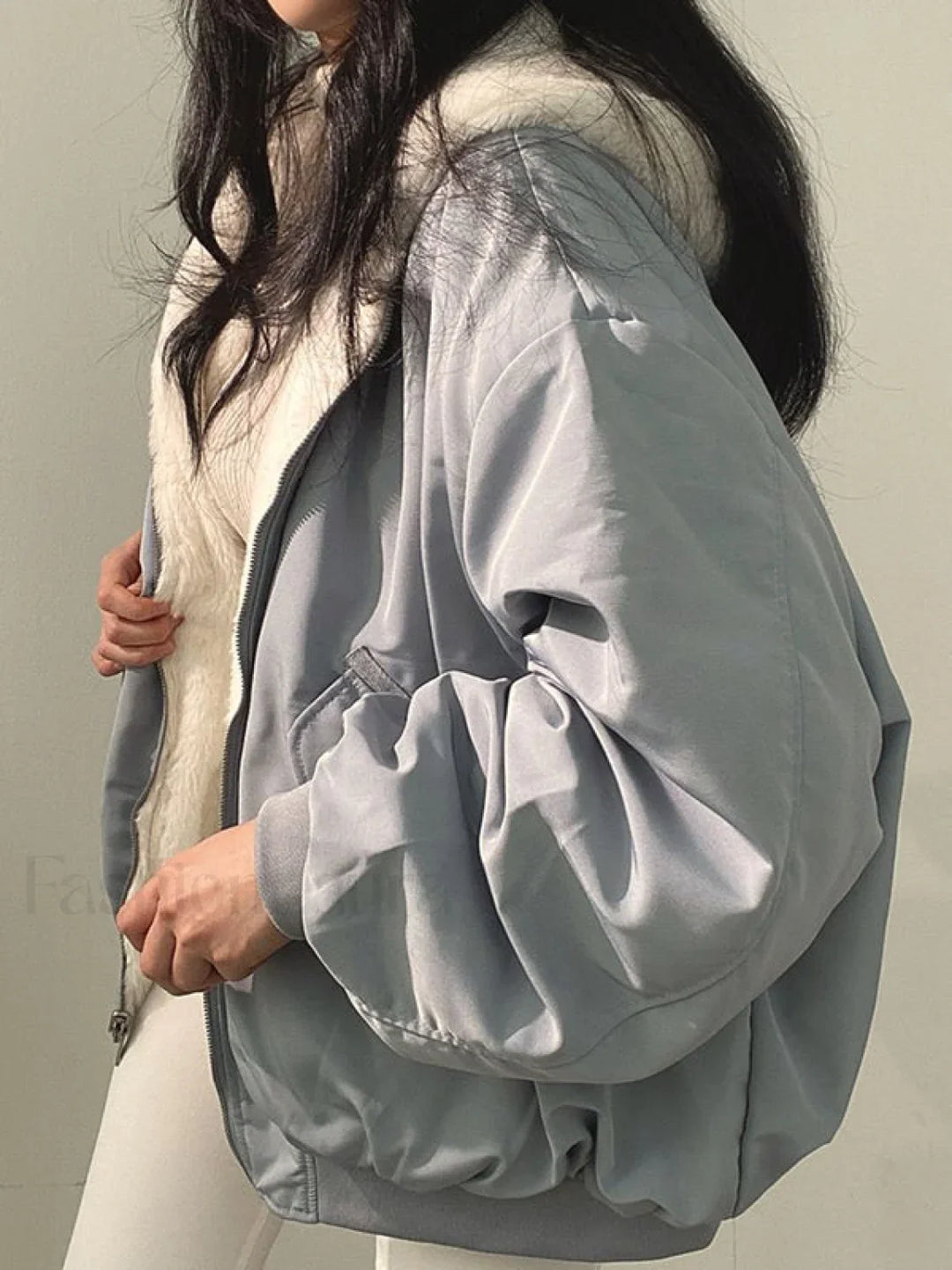 Veste à capuchon réversible pour femmes