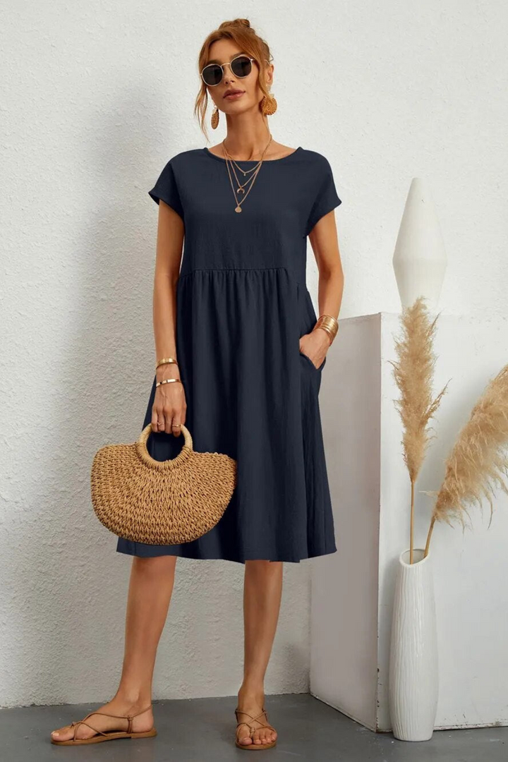Robe bohème midi pour femme, style estival chic, idéale pour l'été