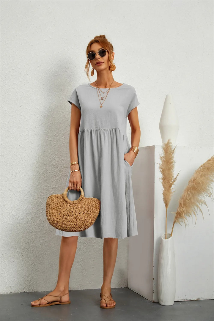 Robe bohème midi pour femme, style estival chic, idéale pour l'été 