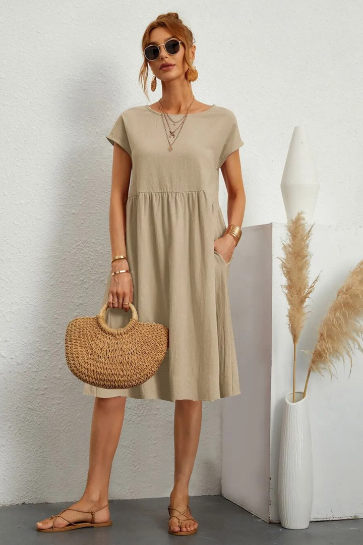 Robe bohème midi pour femme, style estival chic, idéale pour l'été
