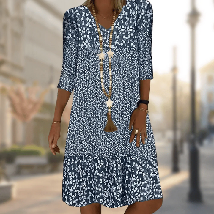 Robe d'été courte fluide et décontractée pour femme, idéale pour les journées chaudes d'été         