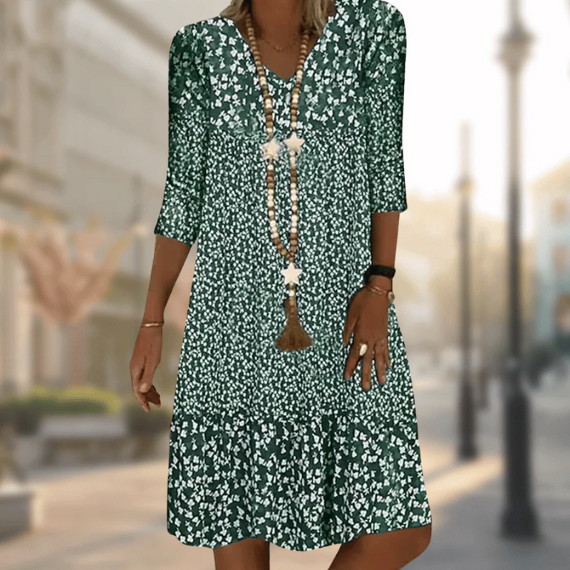 Robe d'été courte fluide et décontractée pour femme, idéale pour les journées chaudes d'été         