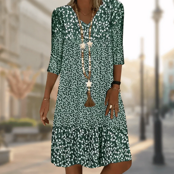 Robe d'été courte fluide et décontractée pour femme, idéale pour les journées chaudes d'été         